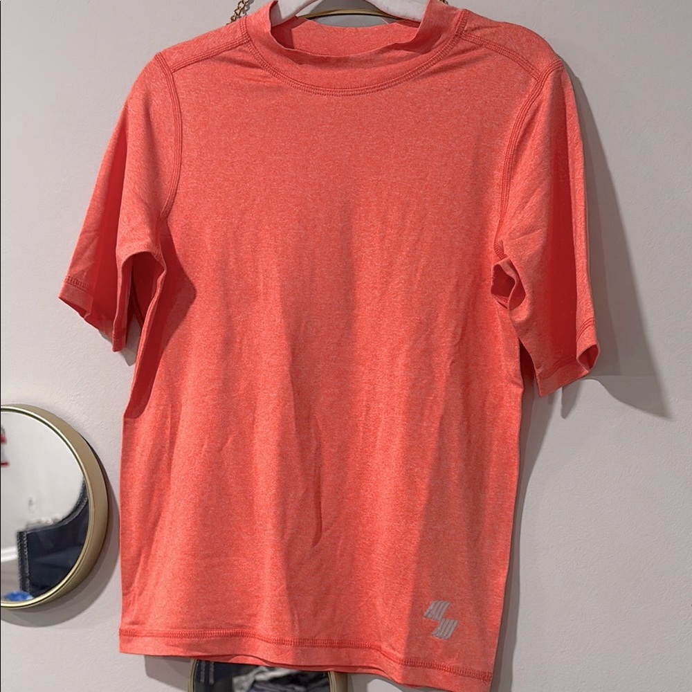 Boys Sports Active Shirt Size Medium